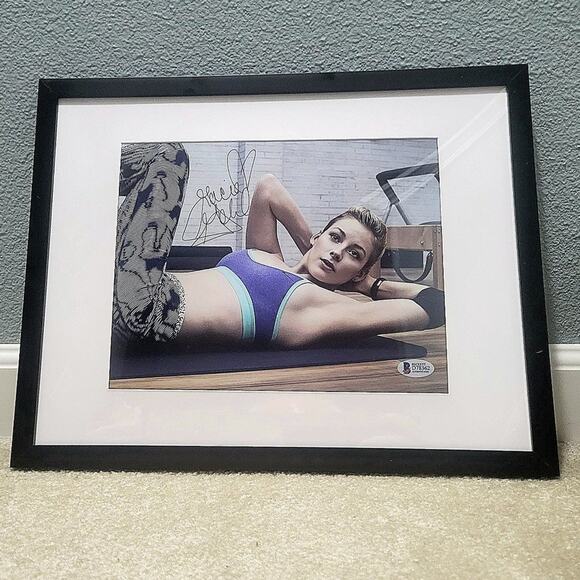 Olympic Medalist Gracie Gold Autographed 11X14 Framed & Matted COA Beckett Skate - Picture 1 of 6